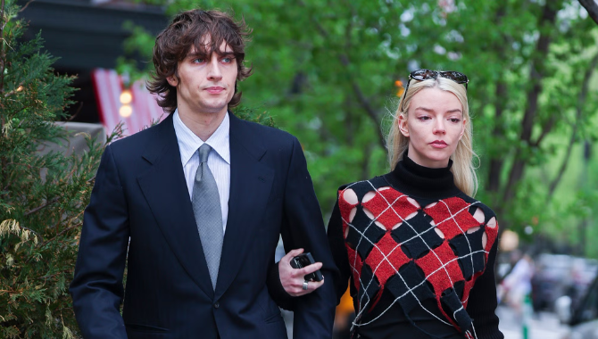 Malcolm McRae Movies
