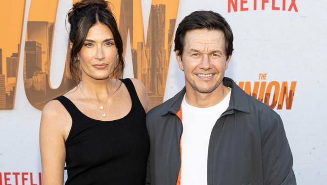 Mark Wahlberg Wife